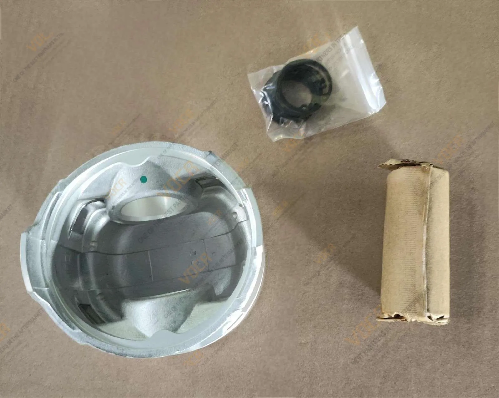 Piston assembly 12010-6T010