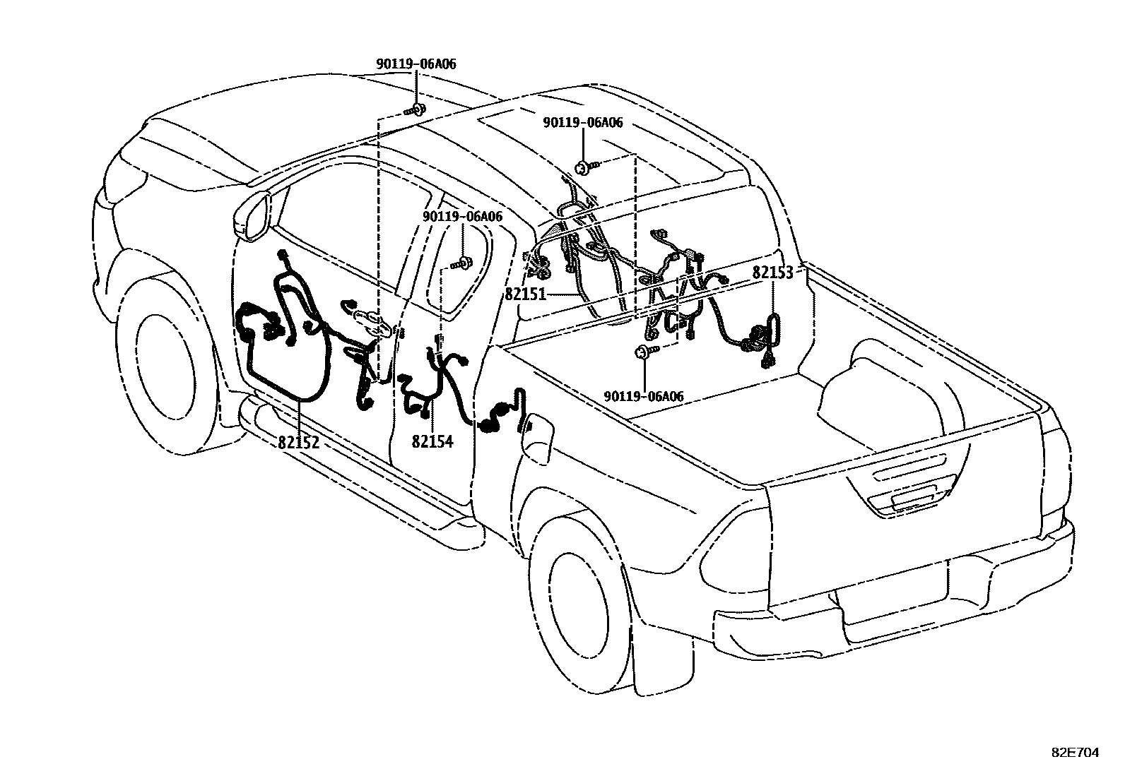 Toyota HILUX 线束和卡夹 EPC diagram — 82E704