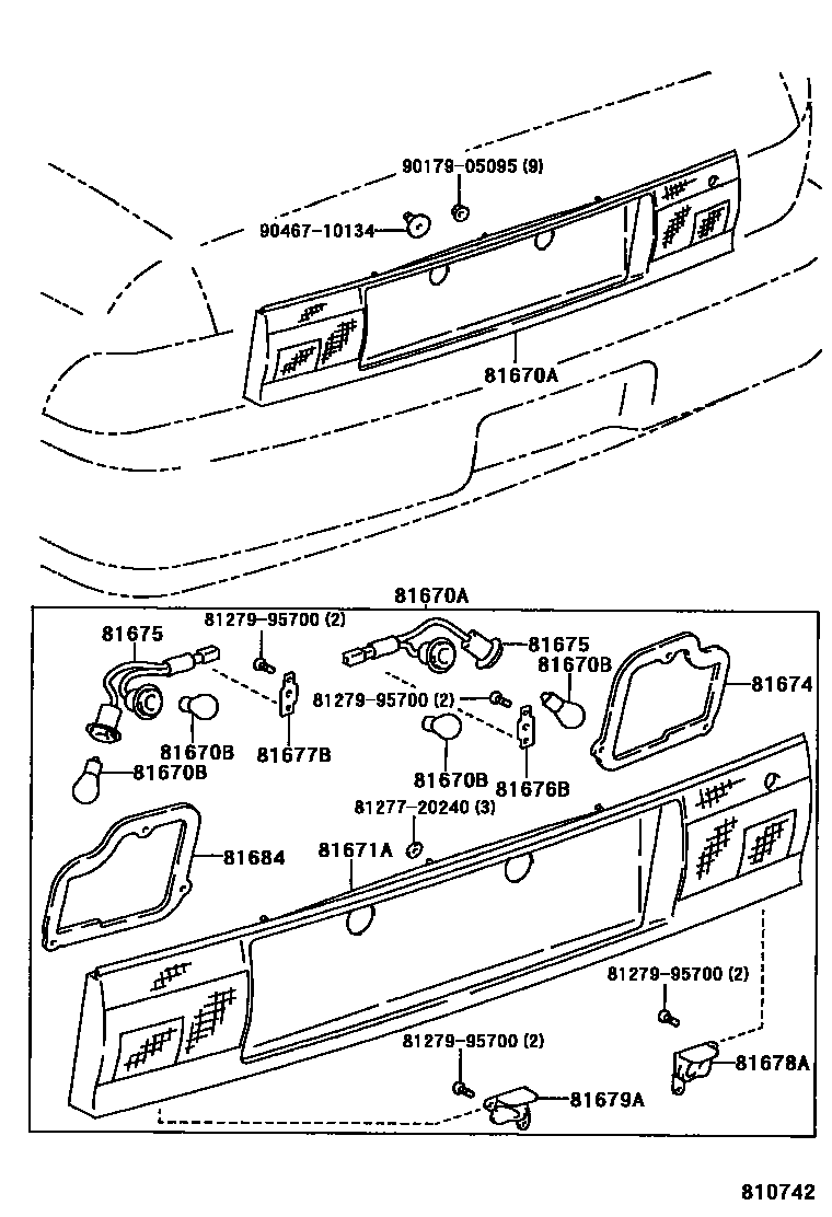 Toyota CAMRY 倒车灯 EPC diagram — 810742