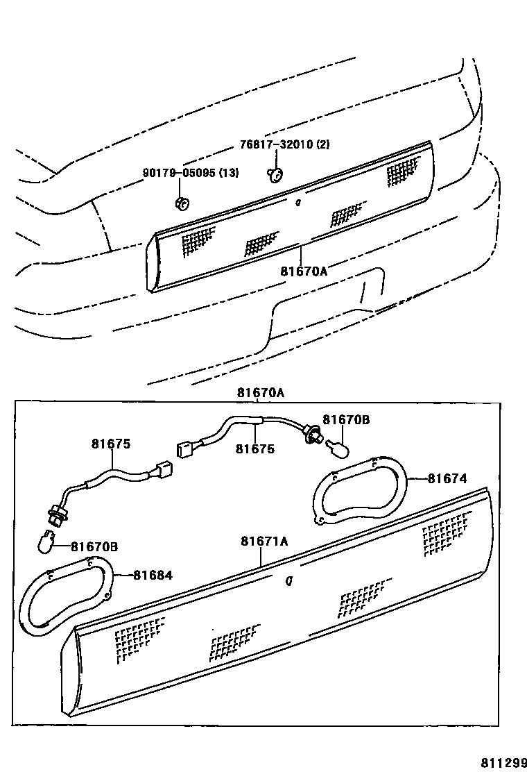 Toyota CAMRY 倒车灯 EPC diagram — 811299